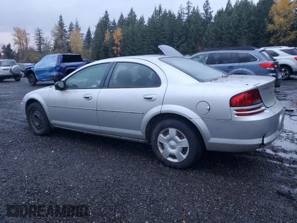 ✅ 2005 Dodge Stratus SXT • VIN: 1B3EL46X85N544556 • Lot: 91322065. Wystawiony na Copart z przebiegiem 127 711 mil. Bezpłatny archiwum sprzedaży aukcyjnych z USA i szczegółowy raport historii pojazdu na DreamBid. Zdjęcie 2.