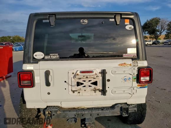 ✅ 2018 Jeep Wrangler Unlimited Sport S • VIN: 1C4HJXDG8JW113841 • Lot: 95616965. Listed on Copart with Not provided. Free auction sales archive from the USA and detailed vehicle history report at DreamBid. Image 6.