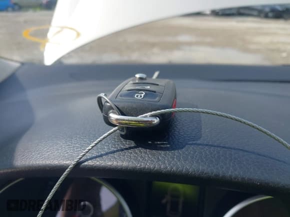 ✅ 2013 Volkswagen Jetta SE • VIN: 3VWPP7AJXDM641389 • Lot: 42787314. Listed on IAAI with 101,758 mi. Free auction sales archive from the USA and detailed vehicle history report at DreamBid. Image 11.