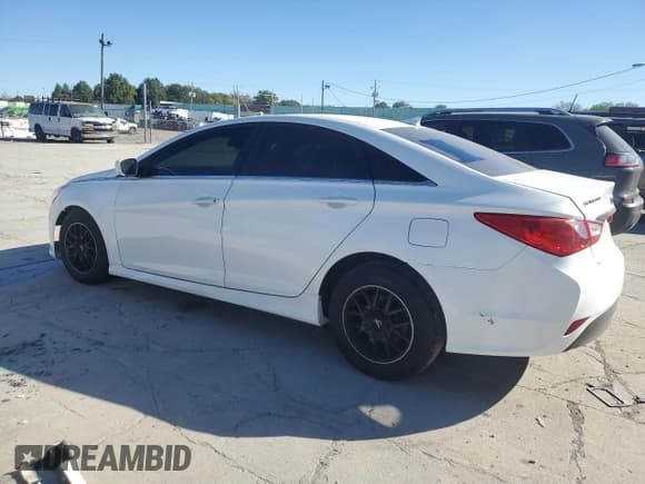 ✅ 2014 Hyundai Sonata GLS • VIN: 5NPEB4AC6EH843601 • Lot: 75045664. Listed on Copart with 76,689 mi. Free auction sales archive from the USA and detailed vehicle history report at DreamBid. Image 2.
