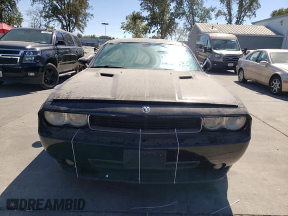 ✅ 2008 Dodge Challenger SRT-8 • VIN: 2B3LJ74WX8H290306 • Lot: 72862874. Wystawiony na Copart z przebiegiem 146 246 mil. Bezpłatny archiwum sprzedaży aukcyjnych z USA i szczegółowy raport historii pojazdu na DreamBid. Zdjęcie 5.