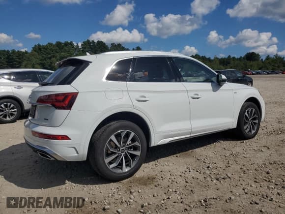 ✅ 2023 Audi Q5 S line Premium Plus • VIN: WA1EAAFY8P2192783 • Лот: 71016925. Опубликован ранее на Copart с пробегом 24 256 миль. Бесплатный доступ к архиву аукционных продаж из США и подробный отчёт об истории автомобиля на DreamBid. Изображение 3.