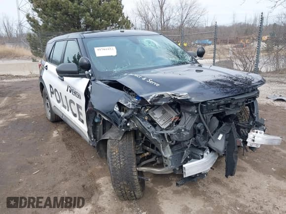 ✅ 2020 Ford Police Interceptor Utility • VIN: 1FM5K8ABXLGB85616 • Lot: 41701853. Listed on IAAI with 93,783 mi. Free auction sales archive from the USA and detailed vehicle history report at DreamBid. Image 1.