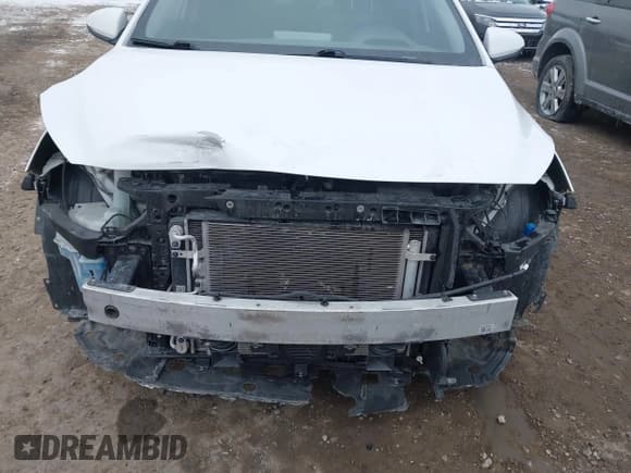 ✅ 2021 Hyundai Ioniq Blue • VIN: KMHC65LC5MU252688 • Lot: 41649851. Wystawiony na IAAI z przebiegiem 191 499 mil. Bezpłatny archiwum sprzedaży aukcyjnych z USA i szczegółowy raport historii pojazdu na DreamBid. Zdjęcie 6.