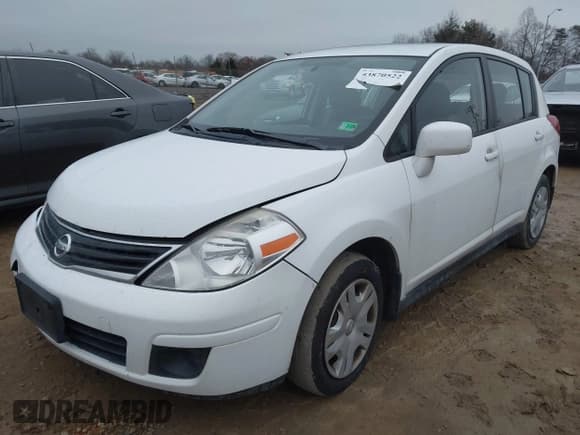 ✅ 2011 Nissan Versa S • VIN: 3N1BC1CP5BL378242 • Lot: 43870522. Listed on IAAI with 254,360 mi. Free auction sales archive from the USA and detailed vehicle history report at DreamBid. Image 2.