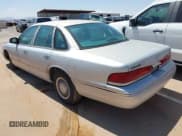 ✅ 1996 Ford Crown Victoria • VIN: 2FALP7369TX102085 • Лот: 42459530. Опубликован ранее на IAAI с пробегом 113 185 миль. Бесплатный доступ к архиву аукционных продаж из США и подробный отчёт об истории автомобиля на DreamBid. Изображение 3.