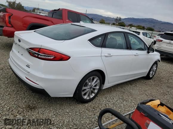 ✅ 2020 Ford Fusion SE • VIN: 3FA6P0LU1LR230936 • Лот: 92373415. Опубликован ранее на Copart с пробегом 35 242 миль. Бесплатный доступ к архиву аукционных продаж из США и подробный отчёт об истории автомобиля на DreamBid. Изображение 3.