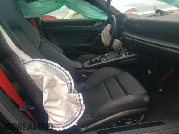 ✅ 2020 Porsche 911 Carrera S • VIN: WP0AB2A90LS225261 • Lot: 65574711. Wystawiony na Copart z przebiegiem Nie podano. Bezpłatny archiwum sprzedaży aukcyjnych z USA i szczegółowy raport historii pojazdu na DreamBid. Zdjęcie 5.