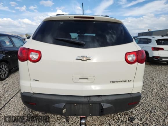 ✅ 2011 Chevrolet Traverse LS • VIN: 1GNKVEED4BJ224587 • Lot: 80447065. Wystawiony na Copart z przebiegiem 181 646 mil. Bezpłatny archiwum sprzedaży aukcyjnych z USA i szczegółowy raport historii pojazdu na DreamBid. Zdjęcie 6.