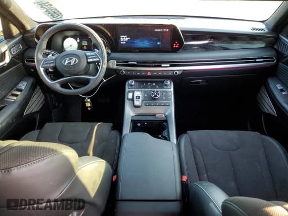 2024 Hyundai Palisade Calligraphy с VIN KM8R7DGEXRU709127, выставлен на аукционе Copart как лот 72063434 с пробегом 11 028 миль миль и Списание • Salvage title. История ставок и продаж доступна на DreamBid. Изображение 8.