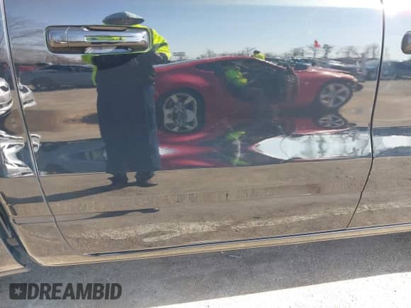 2019 Ram 1500 Big Horn z VIN 1C6RRFFG1KN917238, wystawiony jako IAAI lot #41812100 z przebiegiem 28 407 mil mil oraz . Historia ofert i sprzedaży dostępna na DreamBid. Obrazek 6.