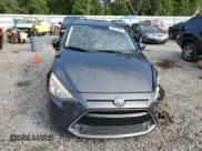 ✅ 2016 Toyota Yaris • VIN: 3MYDLBYVXGY134245 • Lot: 59572055. Wystawiony na Copart z przebiegiem 91 150 mil. Bezpłatny archiwum sprzedaży aukcyjnych z USA i szczegółowy raport historii pojazdu na DreamBid. Zdjęcie 5.