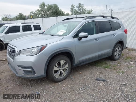 ✅ 2022 Subaru Ascent Premium • VIN: 4S4WMAED4N3447156 • Лот: 42641004. Опубликован ранее на IAAI с пробегом 74 504 миль. Бесплатный доступ к архиву аукционных продаж из США и подробный отчёт об истории автомобиля на DreamBid. Изображение 2.