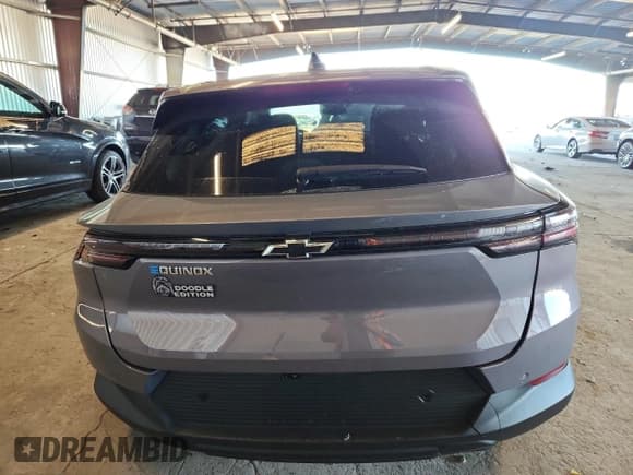 ✅ 2025 Chevrolet Equinox EV LT • VIN: 3GN7DLRP3SS157917 • Lot: 89891595. Wystawiony na Copart z przebiegiem 3 734 mil. Bezpłatny archiwum sprzedaży aukcyjnych z USA i szczegółowy raport historii pojazdu na DreamBid. Zdjęcie 6.