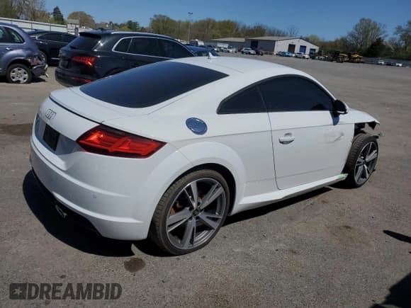 ✅ 2022 Audi TT • VIN: TRUAEAFV4N1005885 • Лот: 53114645. Опубликован ранее на Copart с пробегом 37 306 миль. Бесплатный доступ к архиву аукционных продаж из США и подробный отчёт об истории автомобиля на DreamBid. Изображение 3.