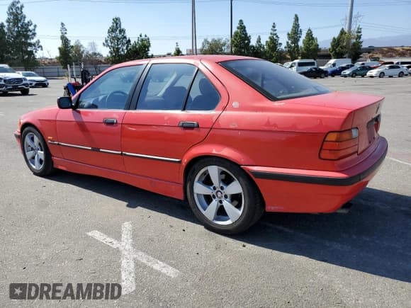 ✅ 1997 BMW 3 Series 328i • VIN: WBACD4325VAV44675 • Lot: 72289164. Listed on Copart with 151,999 mi. Free auction sales archive from the USA and detailed vehicle history report at DreamBid. Image 2.