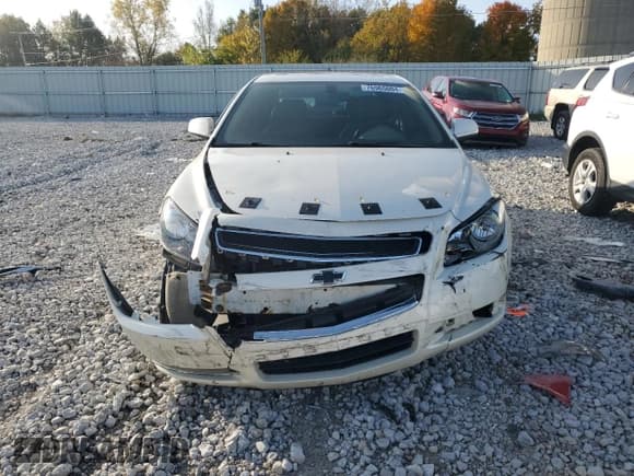 ✅ 2010 Chevrolet Malibu 2LT • VIN: 1G1ZD5E05AF316597 • Lot: 76965004. Listed on Copart with 171,628 mi. Free auction sales archive from the USA and detailed vehicle history report at DreamBid. Image 5.
