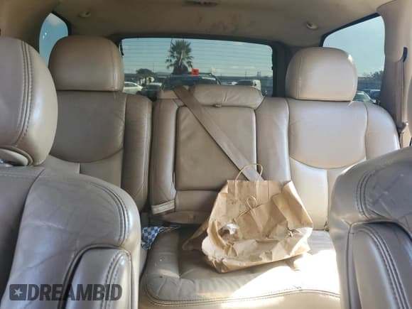 ✅ 2003 GMC Yukon Denali • VIN: 1GKEK63U53J331502 • Лот: 82546205. Опубликован ранее на Copart с пробегом 269 345 миль. Бесплатный доступ к архиву аукционных продаж из США и подробный отчёт об истории автомобиля на DreamBid. Изображение 10.