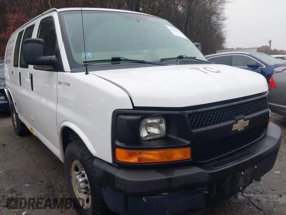 ✅ 2013 Chevrolet Express Cargo • VIN: 1GCWGFCA3D1121568 • Lot: 43664806. Listed on IAAI with 235,167 mi. Free auction sales archive from the USA and detailed vehicle history report at DreamBid. Image 1.
