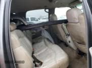 ✅ 2001 Chevrolet Suburban LS • VIN: 3GNEC16T31G203148 • Лот: 42713955. Опубликован ранее на Copart с пробегом 323 762 миль. Бесплатный доступ к архиву аукционных продаж из США и подробный отчёт об истории автомобиля на DreamBid. Изображение 11.