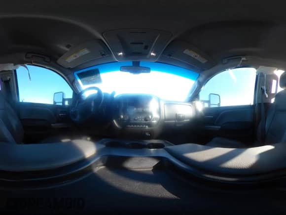 2018 Chevrolet Silverado 2500HD LTZ с VIN 1GC1KWEY6JF236568, выставлен на аукционе IAAI как лот 43462244 с пробегом 102 552 миль миль и . История ставок и продаж доступна на DreamBid. Изображение 18.