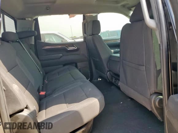 ✅ 2025 Chevrolet Silverado 1500 • VIN: 3GCUKDE87SG161073 • Лот: 69433245. Опубликован ранее на Copart с пробегом 17 841 миль. Бесплатный доступ к архиву аукционных продаж из США и подробный отчёт об истории автомобиля на DreamBid. Изображение 10.