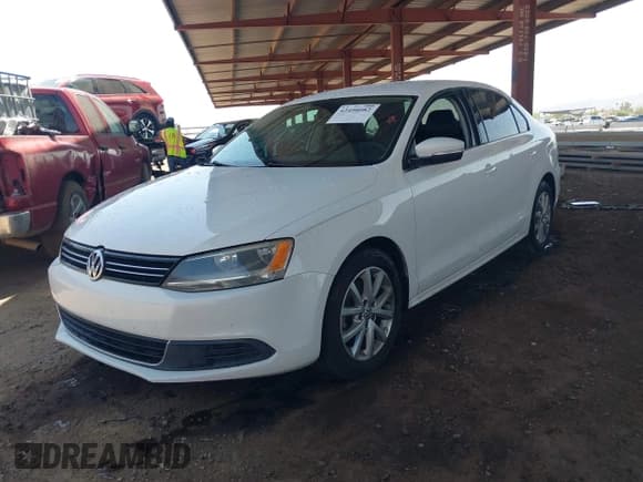 ✅ 2013 Volkswagen Jetta SE • VIN: 3VWDP7AJ5DM374598 • Lot: 42498082. Listed on IAAI with 144,285 mi. Free auction sales archive from the USA and detailed vehicle history report at DreamBid. Image 2.