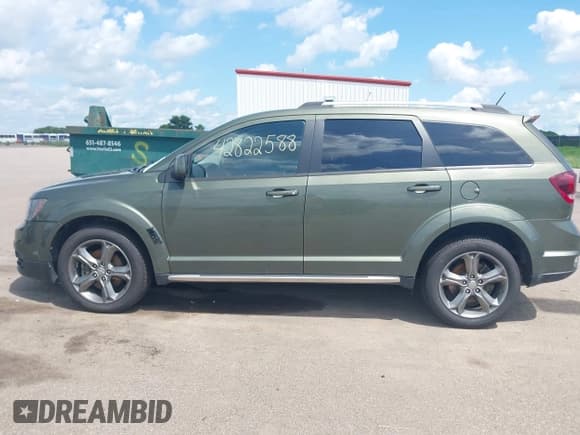 ✅ 2017 Dodge Journey Crossroad Plus • VIN: 3C4PDDGG8HT696084 • Lot: 42822588. Listed on IAAI with 73,368 mi. Free auction sales archive from the USA and detailed vehicle history report at DreamBid. Image 14.