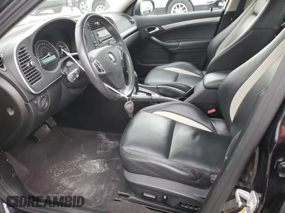 ✅ 2010 Saab 9-3 Aero • VIN: YS3FC4CY3A1611249 • Lot: 85726884. Listed on Copart with 154,352 mi. Free auction sales archive from the USA and detailed vehicle history report at DreamBid. Image 7.