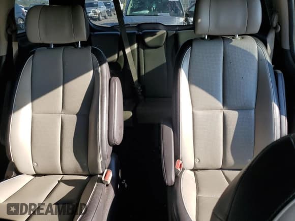 ✅ 2015 Kia Sedona SX-L • VIN: KNDME5C16F6050024 • Лот: 71704785. Опубликован ранее на Copart с пробегом 174 122 миль. Бесплатный доступ к архиву аукционных продаж из США и подробный отчёт об истории автомобиля на DreamBid. Изображение 10.