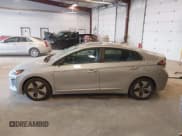 ✅ 2020 Hyundai Ioniq Preferred • VIN: KMHC85LC2LU221312 • Lot: 41971425. Wystawiony na IAAI z przebiegiem 45 414 mil. Bezpłatny archiwum sprzedaży aukcyjnych z USA i szczegółowy raport historii pojazdu na DreamBid. Zdjęcie 15.