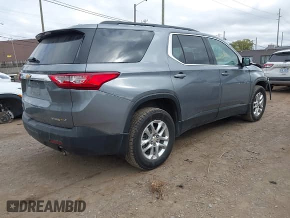 ✅ 2020 Chevrolet Traverse LT Cloth • VIN: 1GNERGKW4LJ171782 • Lot: 43415058. Wystawiony na IAAI z przebiegiem 76 109 mil. Bezpłatny archiwum sprzedaży aukcyjnych z USA i szczegółowy raport historii pojazdu na DreamBid. Zdjęcie 4.