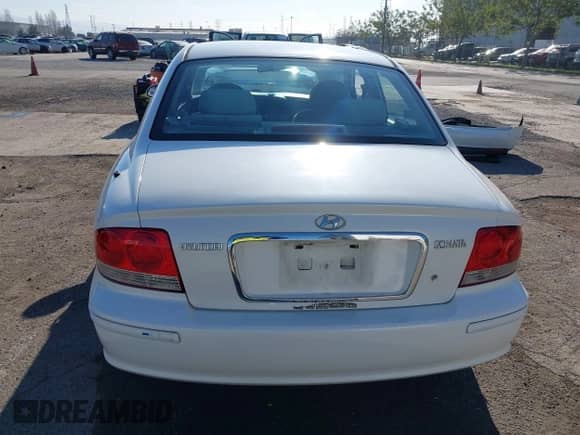 2002 Hyundai Sonata с VIN KMHWF25S92A571901, выставлен на аукционе IAAI как лот 41404038 с пробегом 133 316 миль миль и . История ставок и продаж доступна на DreamBid. Изображение 16.