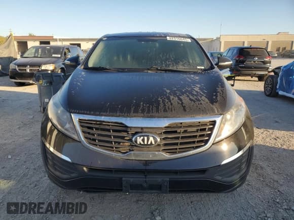 ✅ 2013 Kia Sportage LX • VIN: KNDPBCA27D7495899 • Lot: 82316645. Wystawiony na Copart z przebiegiem Nie podano. Bezpłatny archiwum sprzedaży aukcyjnych z USA i szczegółowy raport historii pojazdu na DreamBid. Zdjęcie 5.