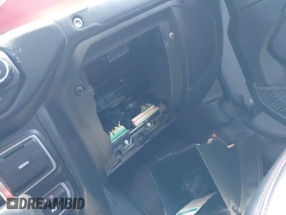 ✅ 2021 Jeep Gladiator Rubicon • VIN: 1C6JJTBG8ML561572 • Лот: 42626314. Опубликован ранее на IAAI с пробегом 16 318 миль. Бесплатный доступ к архиву аукционных продаж из США и подробный отчёт об истории автомобиля на DreamBid. Изображение 6.