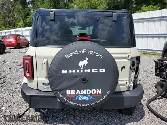 ✅ 2025 Ford Bronco Outer Banks • VIN: 1FMEE8BPXSLA68142 • Lot: 69433225. Listed on Copart with 3,053 mi. Free auction sales archive from the USA and detailed vehicle history report at DreamBid. Image 6.