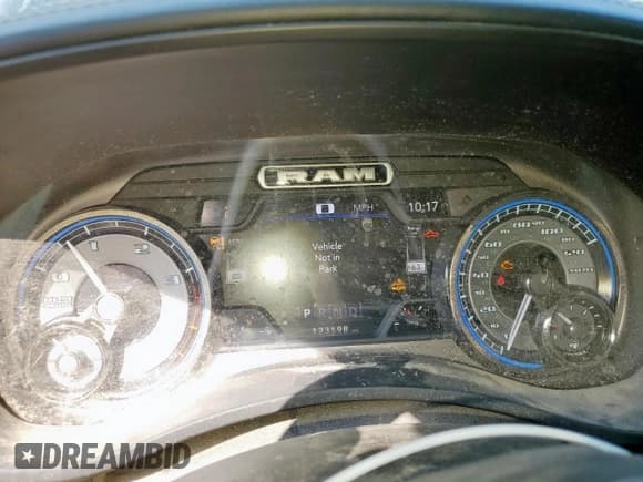 ✅ 2019 Ram 3500 Limited • VIN: 3C63RRPLXKG668093 • Lot: 69028345. Listed on Copart with 123,198 mi. Free auction sales archive from the USA and detailed vehicle history report at DreamBid. Image 9.