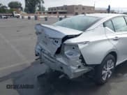 ✅ 2020 Nissan Altima S • VIN: 1N4BL4BV0LC274999 • Lot: 43651417. Wystawiony na IAAI z przebiegiem 89 516 mil. Bezpłatny archiwum sprzedaży aukcyjnych z USA i szczegółowy raport historii pojazdu na DreamBid. Zdjęcie 17.