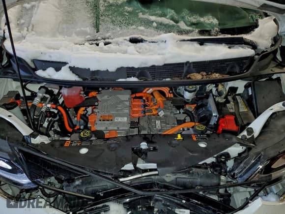 ✅ 2021 Chevrolet Bolt EV LT • VIN: 1G1FY6S04M4101004 • Lot: 94941915. Listed on Copart with 27,414 mi. Free auction sales archive from the USA and detailed vehicle history report at DreamBid. Image 11.