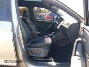 ✅ 2022 Volkswagen Tiguan SE R-Line Black • VIN: 3VV8B7AX0NM002130 • Лот: 43201424. Опубликован ранее на IAAI с пробегом 27 739 миль. Бесплатный доступ к архиву аукционных продаж из США и подробный отчёт об истории автомобиля на DreamBid. Изображение 5.