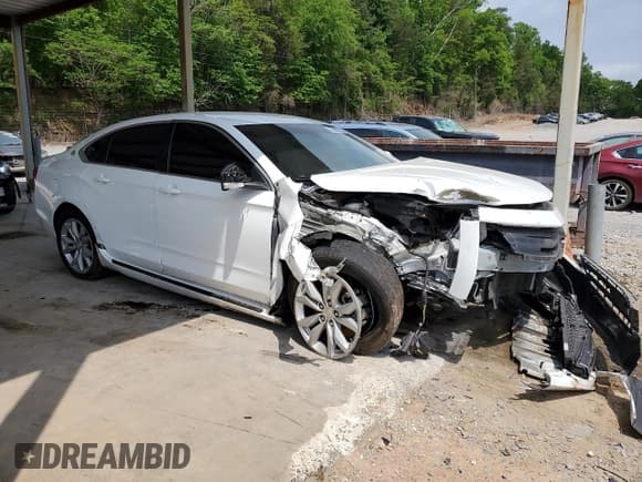 ✅ 2018 Chevrolet Impala LT • VIN: 1G1105SA8JU135527 • Лот: 54045715. Опубликован ранее на Copart с пробегом 214 599 миль. Бесплатный доступ к архиву аукционных продаж из США и подробный отчёт об истории автомобиля на DreamBid. Изображение 4.