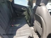 ✅ 2022 Land Rover Range Rover Velar S • VIN: SALYJ2EX7NA343139 • Лот: 71491074. Опубликован ранее на Copart с пробегом 25 235 миль. Бесплатный доступ к архиву аукционных продаж из США и подробный отчёт об истории автомобиля на DreamBid. Изображение 11.