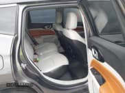 ✅ 2022 Jeep Compass Limited • VIN: 3C4NJDCB7NT181485 • Lot: 43032500. Wystawiony na IAAI z przebiegiem 38 218 mil. Bezpłatny archiwum sprzedaży aukcyjnych z USA i szczegółowy raport historii pojazdu na DreamBid. Zdjęcie 8.