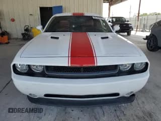 ✅ 2013 Dodge Challenger SXT • VIN: 2C3CDYAG6DH661131 • Lot: 85192664. Wystawiony na Copart z przebiegiem 147 525 mil. Bezpłatny archiwum sprzedaży aukcyjnych z USA i szczegółowy raport historii pojazdu na DreamBid. Zdjęcie 5.