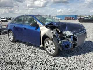 2013 Chevrolet Cruze LS с VIN 1G1PA5SG1D7222331, выставлен на аукционе Copart как лот 90412755 с пробегом 101 083 миль миль и Списание • Salvage title. История ставок и продаж доступна на DreamBid. Изображение 4.