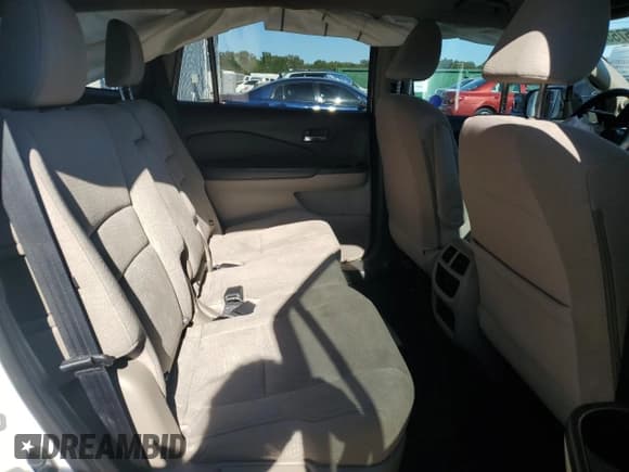 ✅ 2018 Honda Pilot LX • VIN: 5FNYF5H17JB029025 • Lot: 84785755. Listed on Copart with 182,492 mi. Free auction sales archive from the USA and detailed vehicle history report at DreamBid. Image 10.