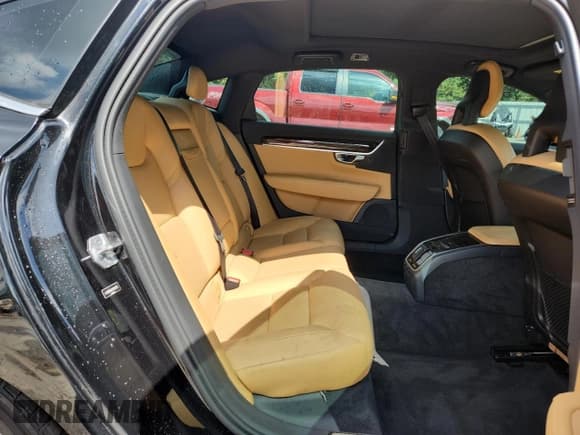 ✅ 2018 Volvo S90 Momentum • VIN: LVY992MK9JP027252 • Lot: 81520525. Wystawiony na Copart z przebiegiem 68 778 mil. Bezpłatny archiwum sprzedaży aukcyjnych z USA i szczegółowy raport historii pojazdu na DreamBid. Zdjęcie 10.