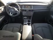 ✅ 2018 Kia Optima LX • VIN: 5XXGT4L3XJG260943 • Lot: 92986645. Listed on Copart with 71,845 mi. Free auction sales archive from the USA and detailed vehicle history report at DreamBid. Image 8.