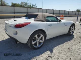 ✅ 2008 Pontiac Solstice • VIN: 1G2MB35B68Y124766 • Lot: 77439474. Wystawiony na Copart z przebiegiem 124 744 mil. Bezpłatny archiwum sprzedaży aukcyjnych z USA i szczegółowy raport historii pojazdu na DreamBid. Zdjęcie 3.