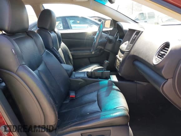 ✅ 2013 Nissan Maxima S • VIN: 1N4AA5AP5DC836150 • Lot: 42709973. Listed on IAAI with 215,147 mi. Free auction sales archive from the USA and detailed vehicle history report at DreamBid. Image 5.